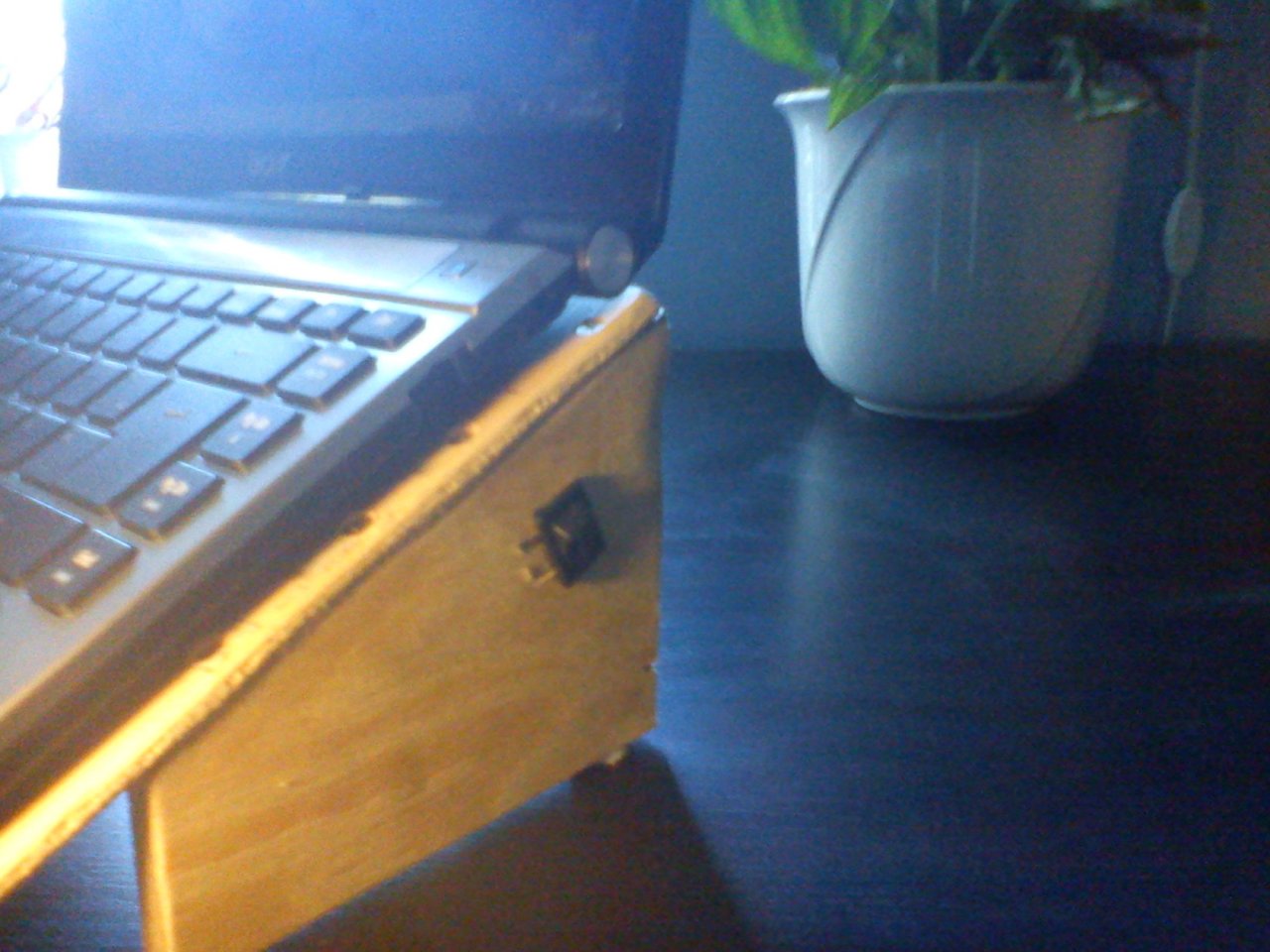 Hemmagjord kylplatta med fläkt till laptop *Prototyp* - Galleri